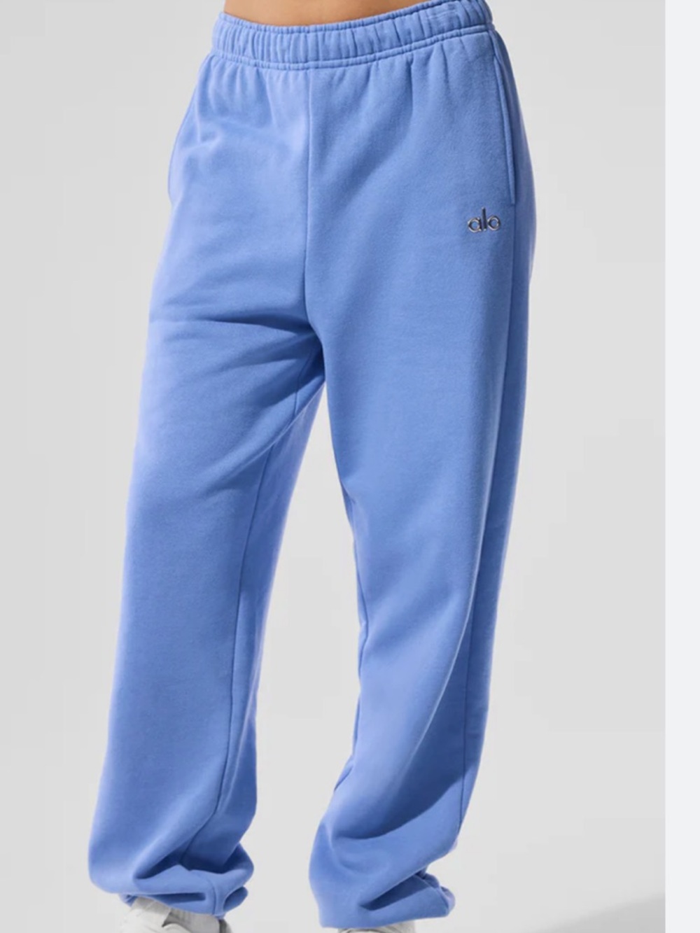 Alo Accolade Sweatpants Joggers- Crystal Clear Blue